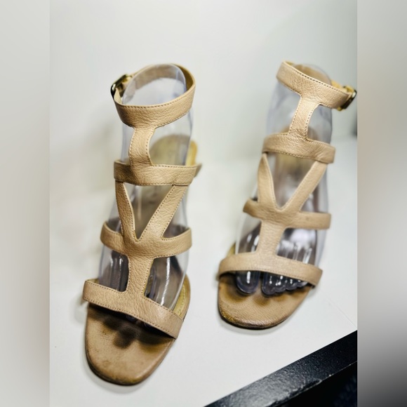 Via Spiga Wedge Sandal Nude Strappy Leather Heels SZ 7.5 EUC - Picture 6 of 13